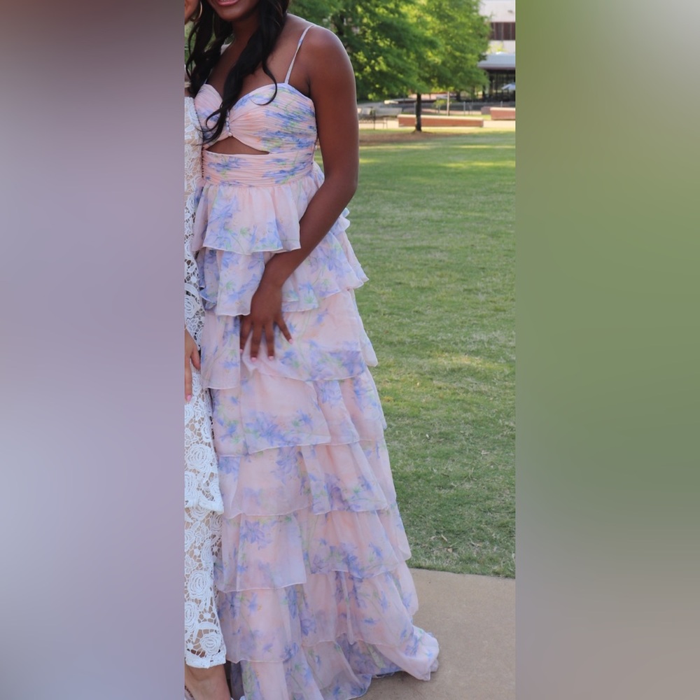 Mac Duggal Ieena Floral Chiffon Ballgown - Picture 6 of 7